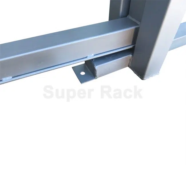 sliding gate closeup 1